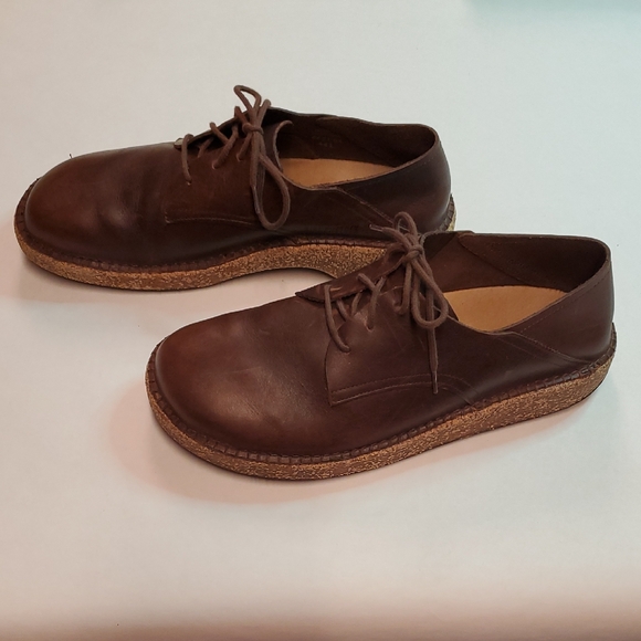 Birkenstock Brown Leather Derbys - Picture 3 of 9